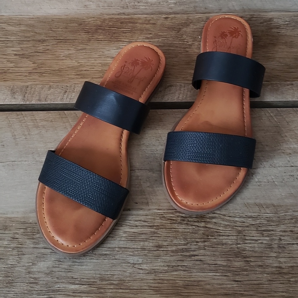 Jellypop slip on sandals